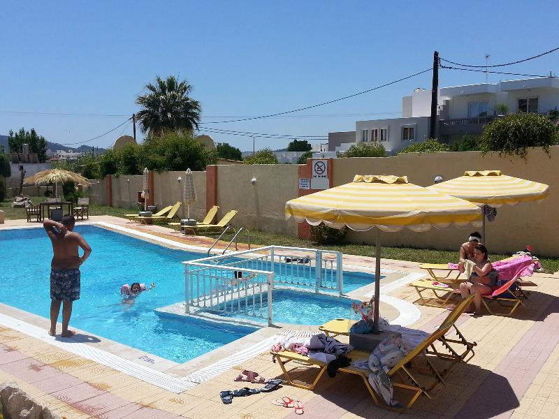 Maroula Studios Faliraki Buitenkant foto